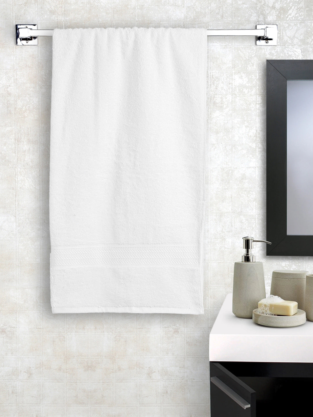 TOALLAS KLASIK DE BAÑO 5 ⭐⭐⭐⭐ ⭐ 322 GRAMOS / (53X106CM) 3 UNIDADES
