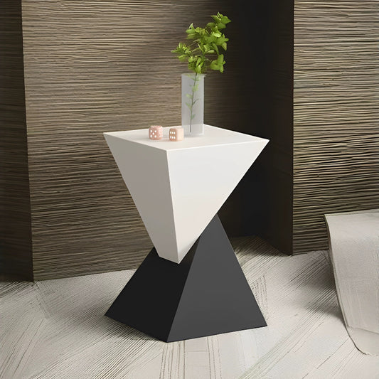 MESA ELEGANTE DE TRIANGULOS MODERNA